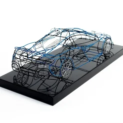 Scultura McLaren in filo metallico