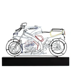 Scultura Moto da corsa in filo metallico