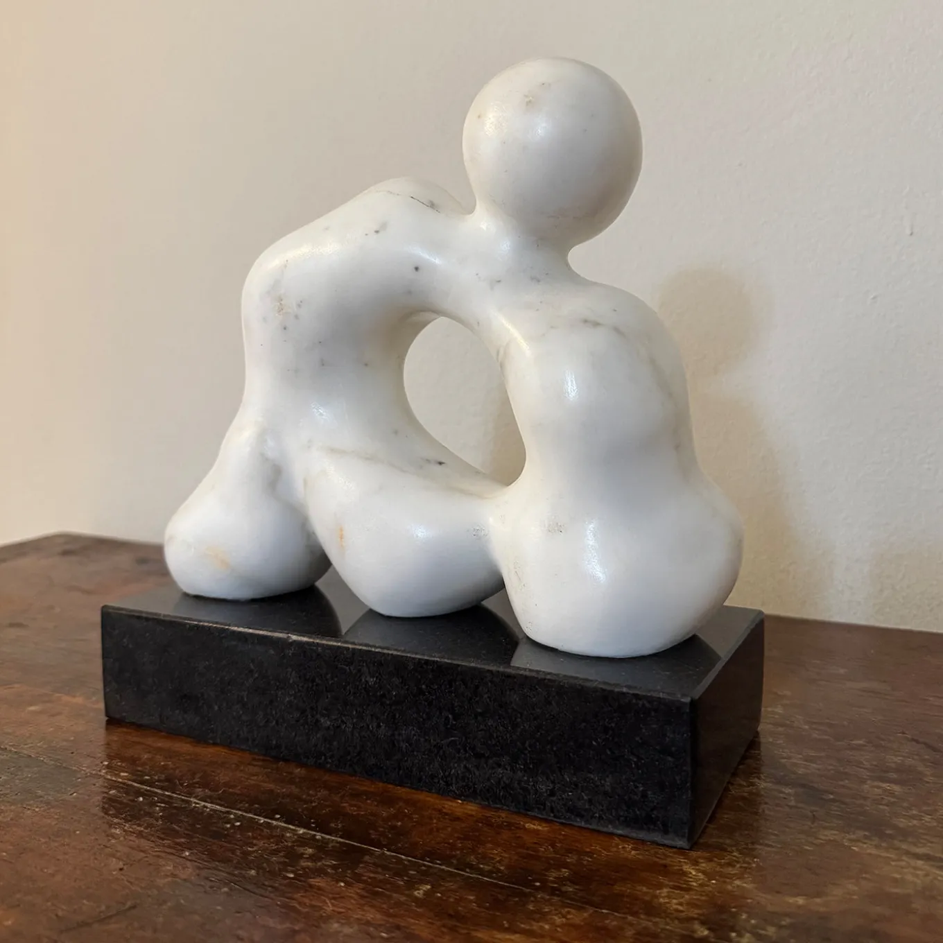 Scultura Quieto Equilibrio in Marmo Calacatta Carrara di Piero Speranza
