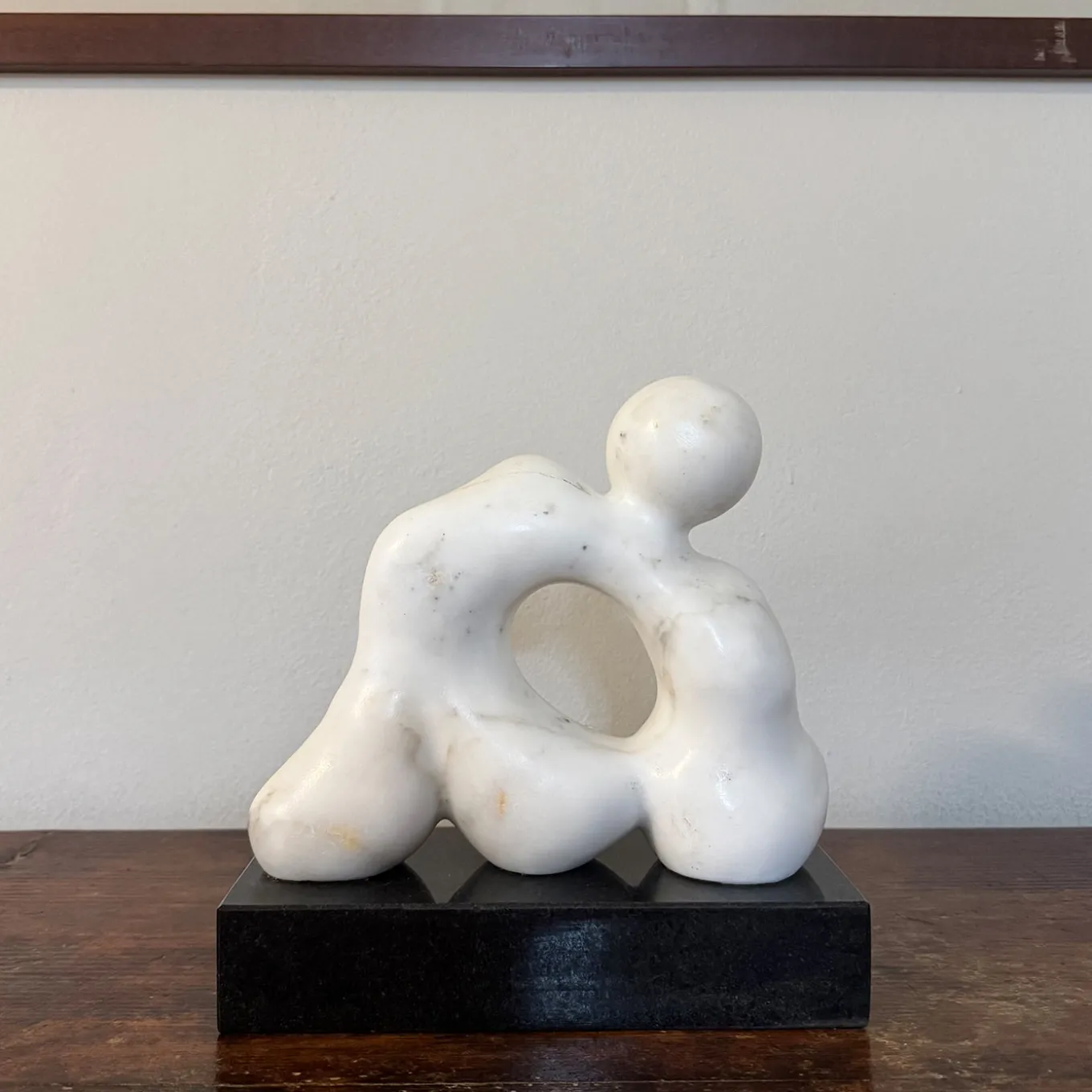 Scultura Quieto Equilibrio in Marmo Calacatta Carrara di Piero Speranza