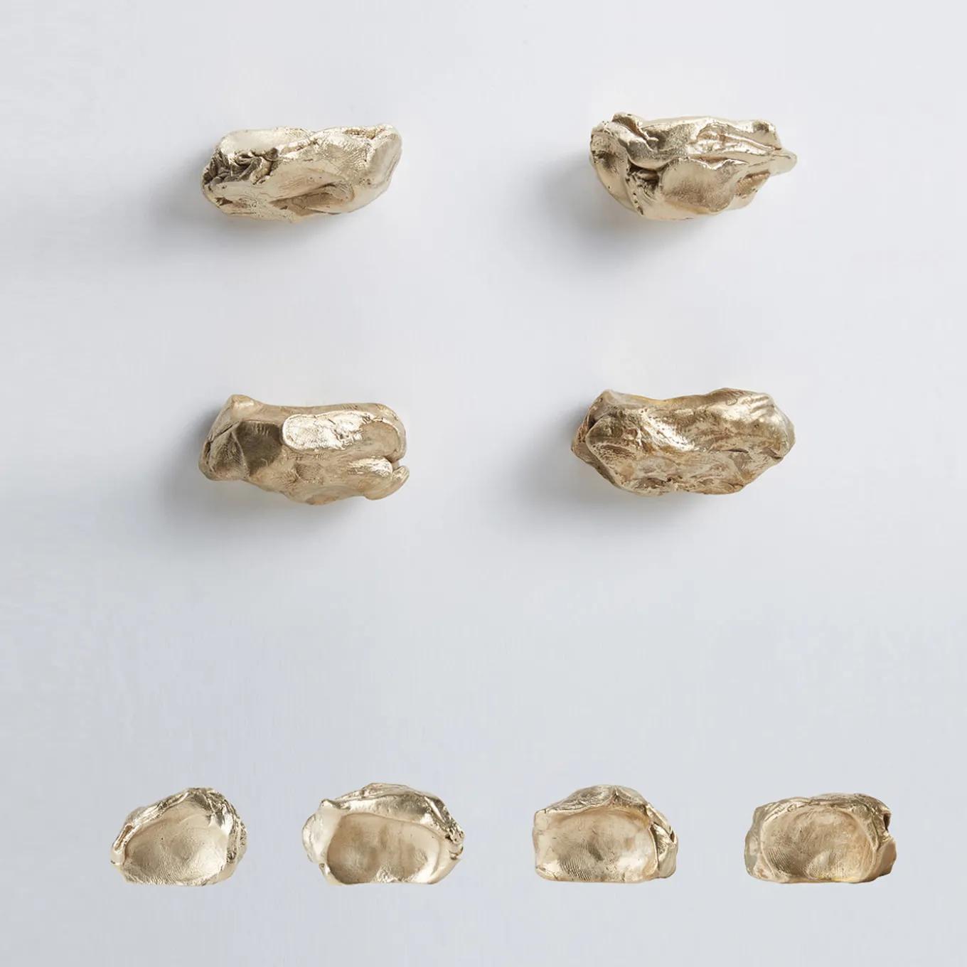 Set di 4 pomelli in ottone per porte Impronta #4 di Nicole Valenti