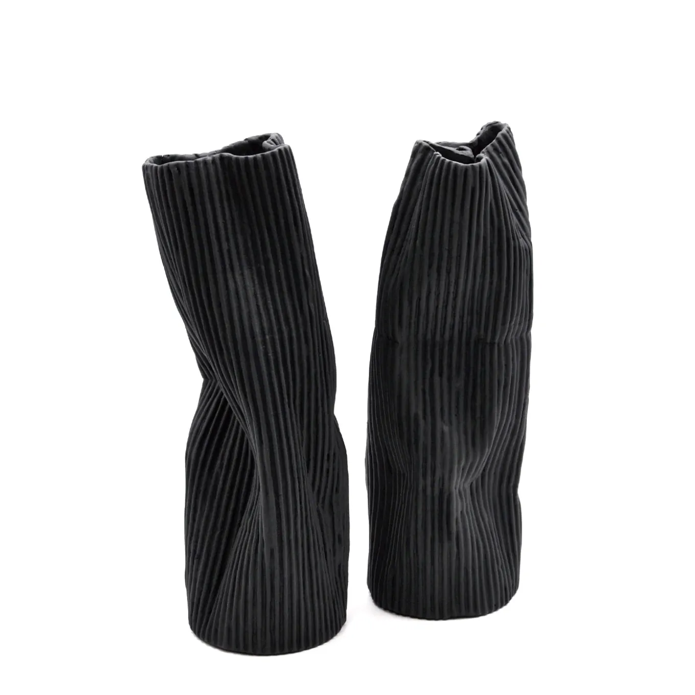Set di 2 vasi decorativi "Paesaggio 25 Black #1" di Nino Basso