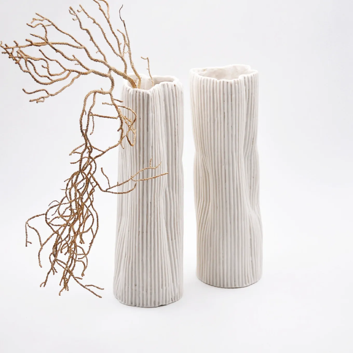 Set di 2 vasi decorativi "Paesaggio 19 #2" di Nino Basso bianchi