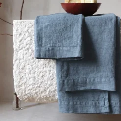 Set di asciugamani in lino blu chiaro