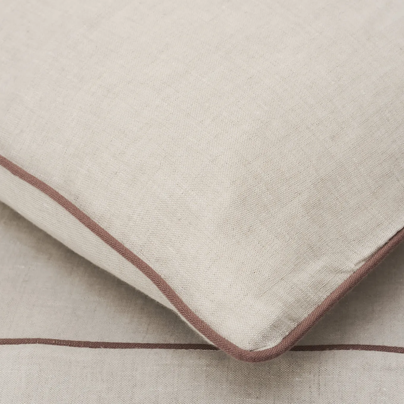 Set di lino naturale Summer Bed con profili rosa vintage