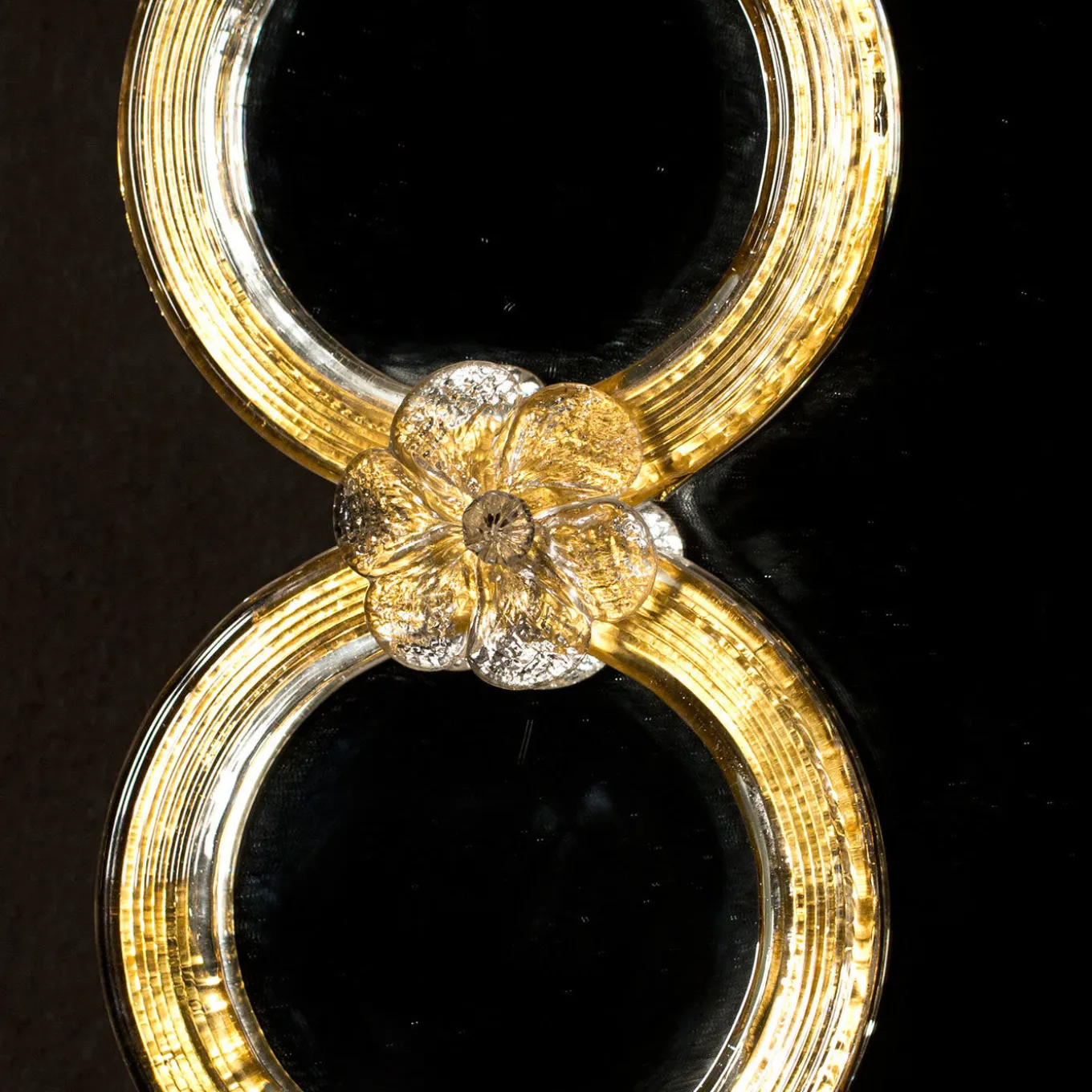 Specchio ad anelli veneziano