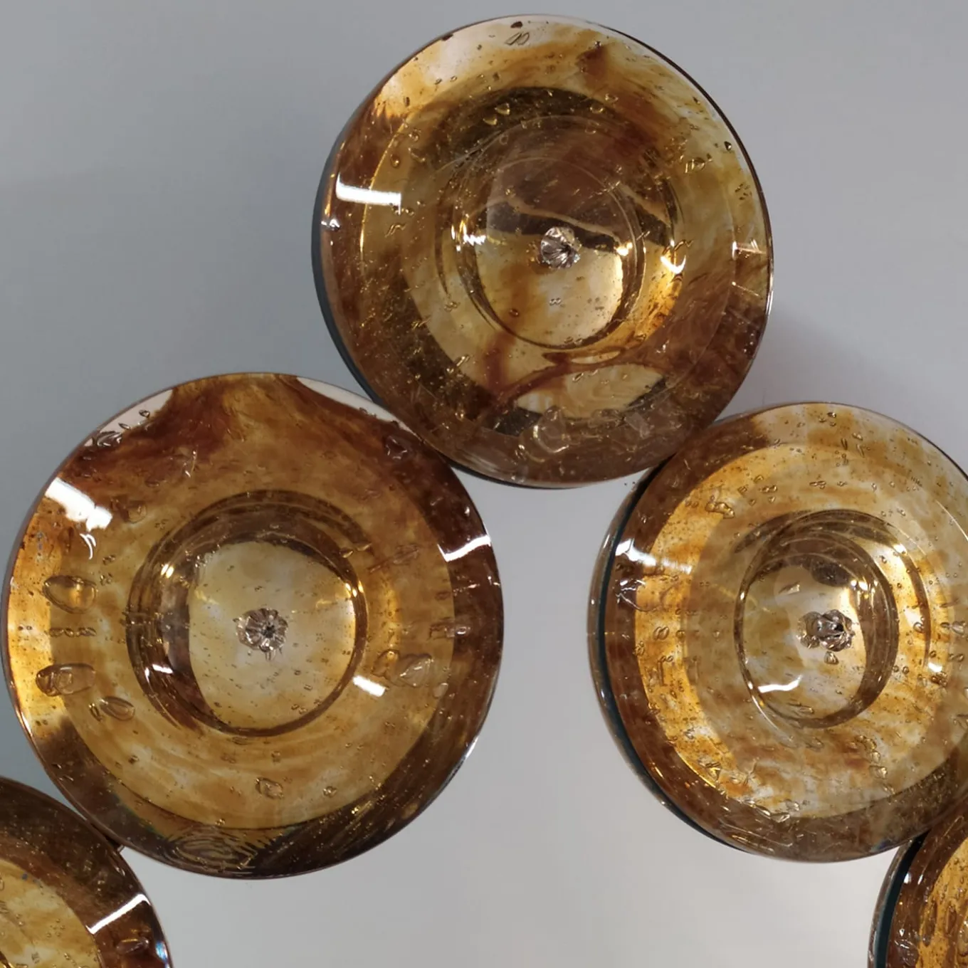 Specchio da parete in vetro di Murano Goccia Ambra
