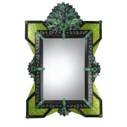 Specchio da parete Kinda in vetro di Murano verde