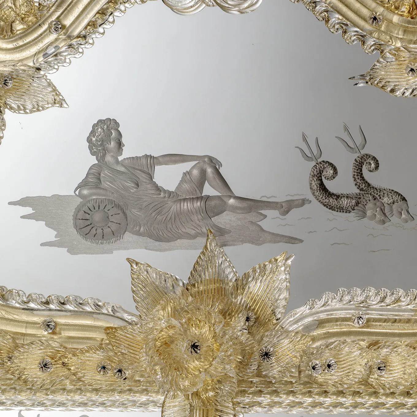 Specchio da parete Rex con foglia d'oro