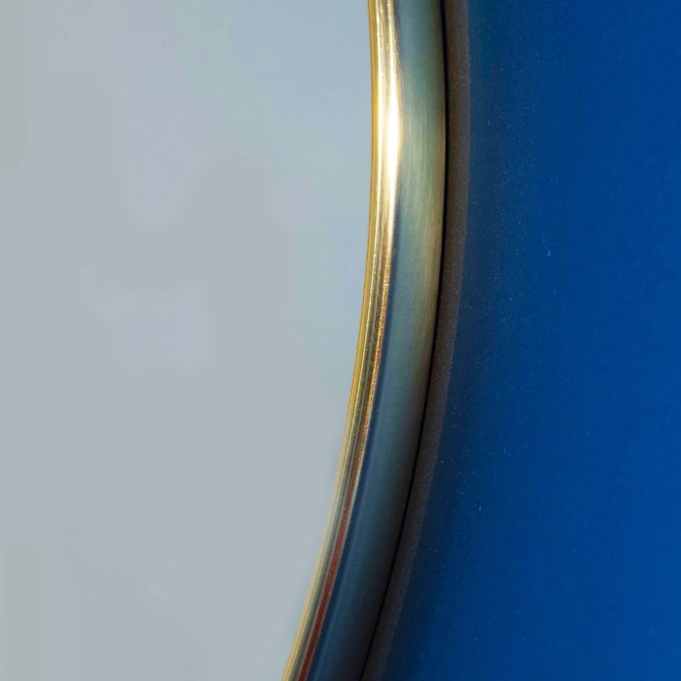Specchio da parete Undulate Satin Blue