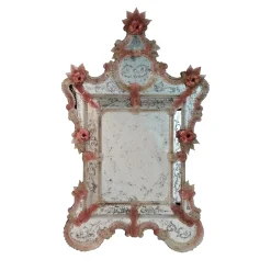 Specchio in vetro di Murano rosa Apollo di Fratelli Tosi