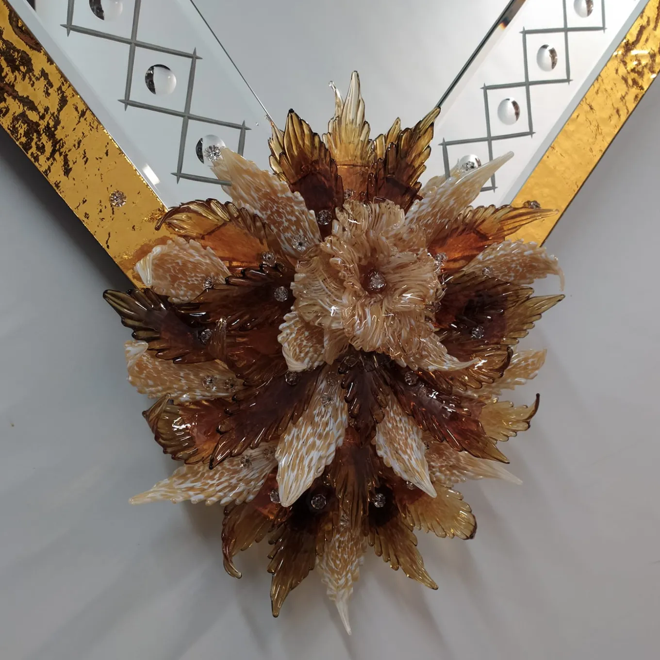 Specchio in vetro di Murano Ambra Gold di Fratelli Tosi