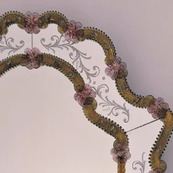 Specchio in vetro di Murano rosa/ambra Vetrai