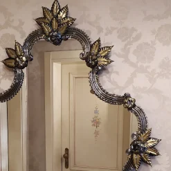 Specchio in vetro di Murano Tiziano