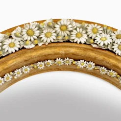 Specchio Ovale con Margherite in Porcellana di Capodimonte e Foglia d'Oro Applicata a Mano