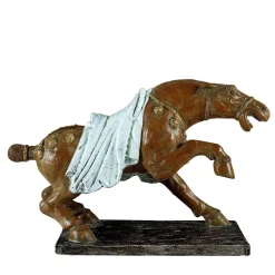 Statua di cavallo di grandi dimensioni in stile Dinastia Ming