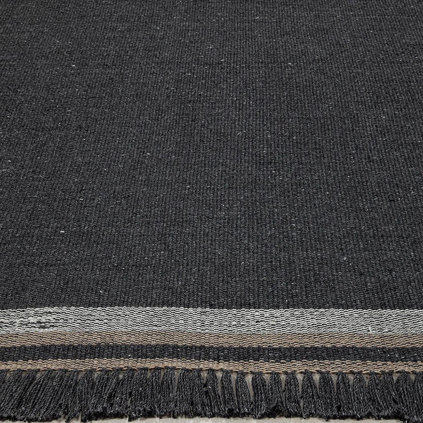 Tappeto Coco Charcoal Recycled PET In&Outdoor di Carlotta Fortuna #1