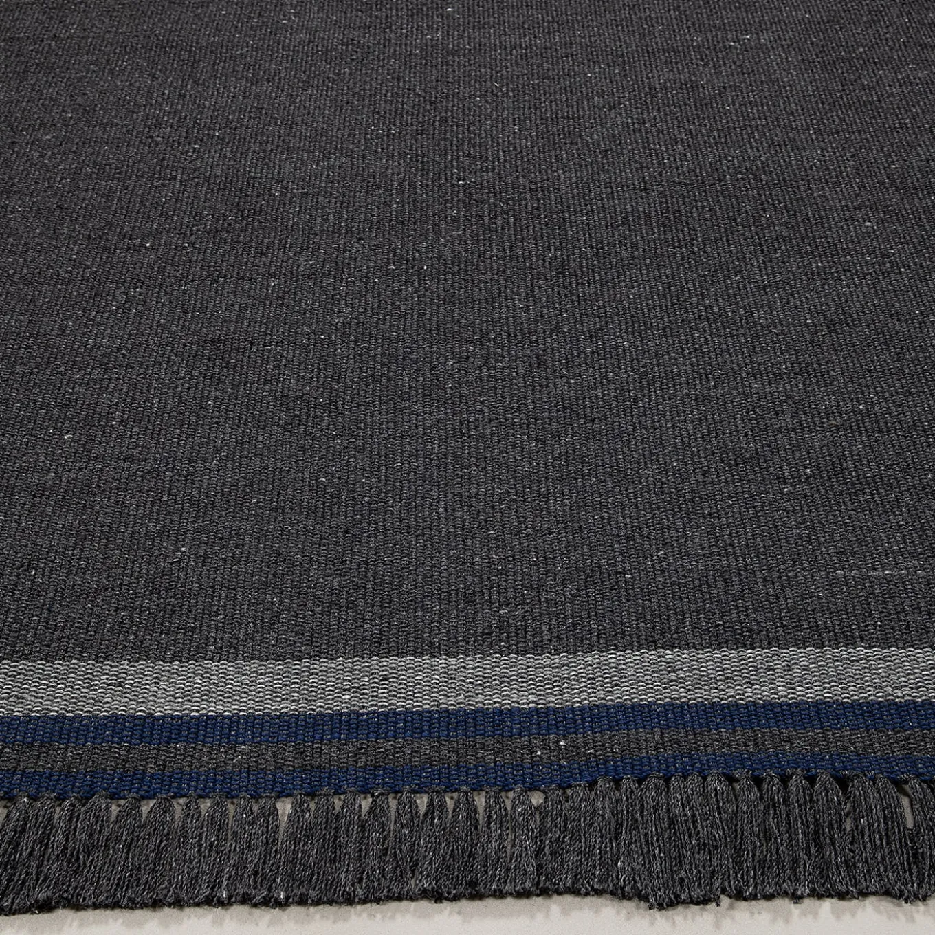 Tappeto Coco Charcoal Recycled PET In&Outdoor di Carlotta Fortuna #2