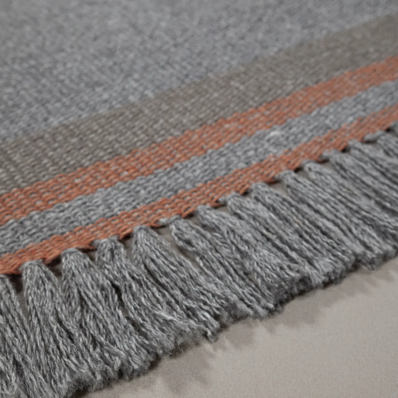 Tappeto Coco Composite Gray Recycled PET In&Outdoor di Carlotta Fortuna