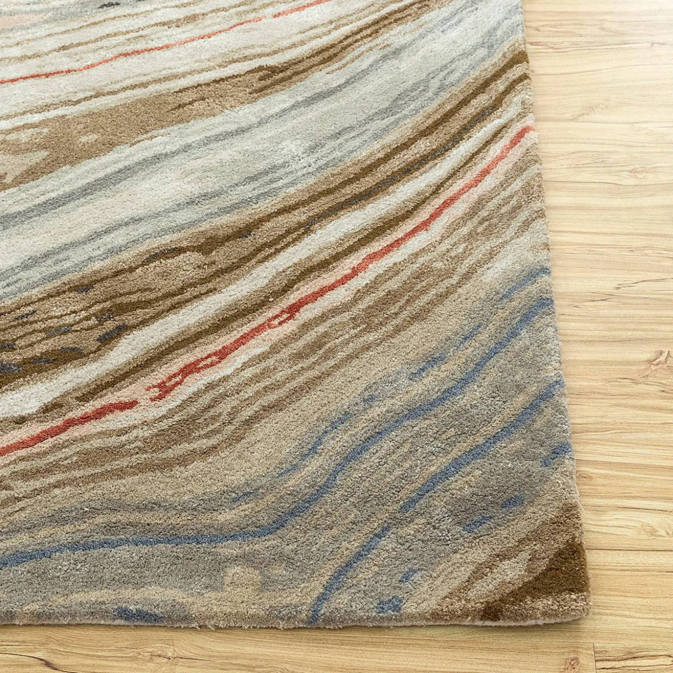 Tappeto Mellow Waves Antique White & Clay trapuntato a mano