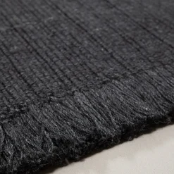 Tappeto Pierre Charcoal Recycled PET In&Outdoor di Carlotta Fortuna
