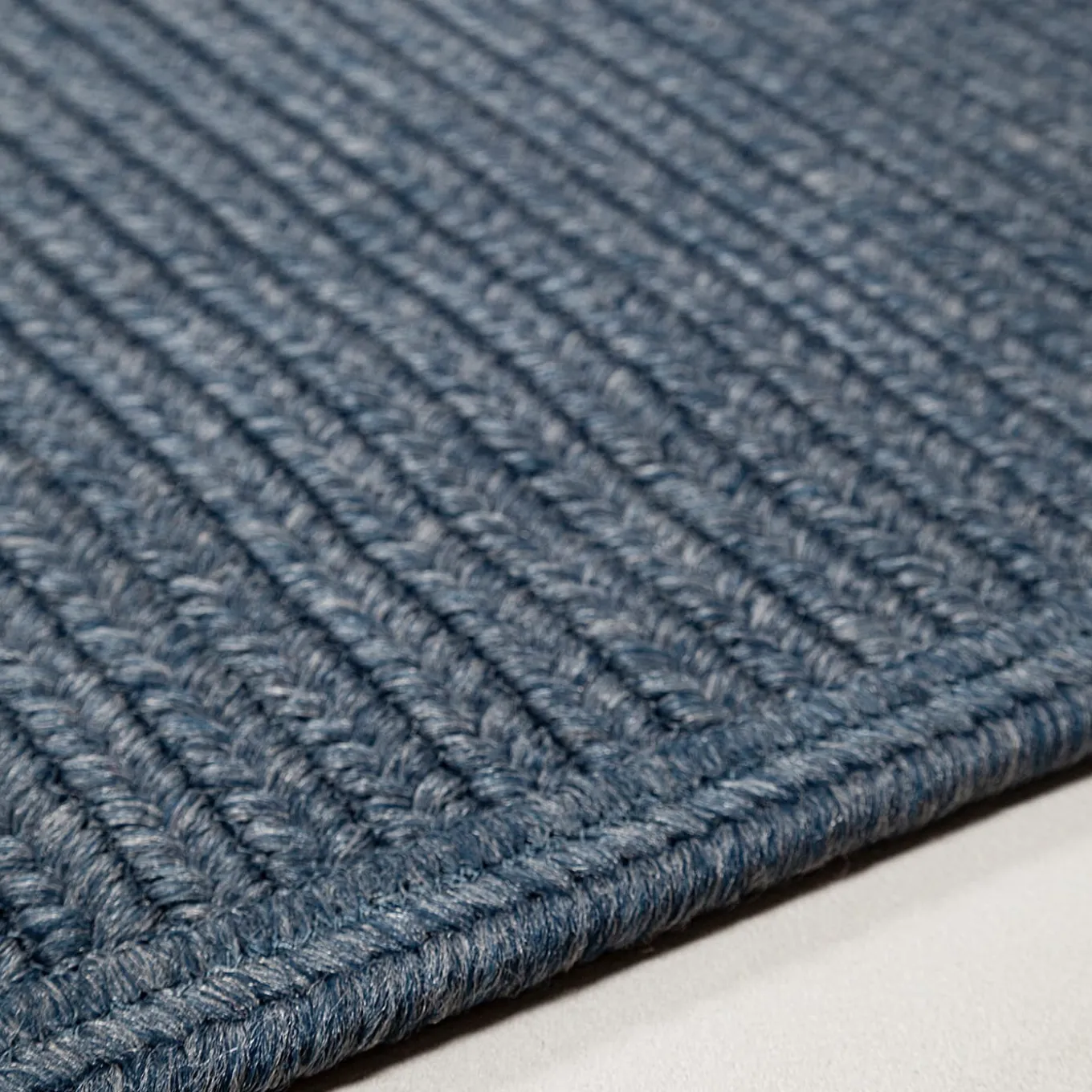 Tappeto Plain Blue in polipropilene In&Outdoor di Carlotta Fortuna