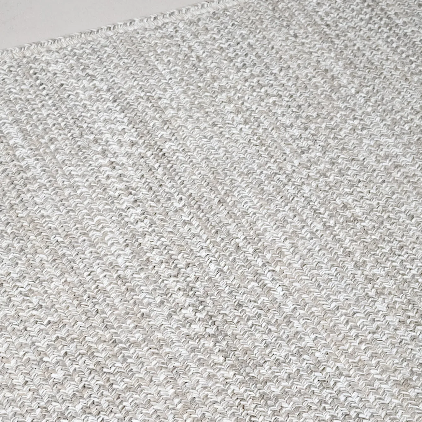 Tappeto Plain Ivory in polipropilene In&Outdoor di Amini Studio