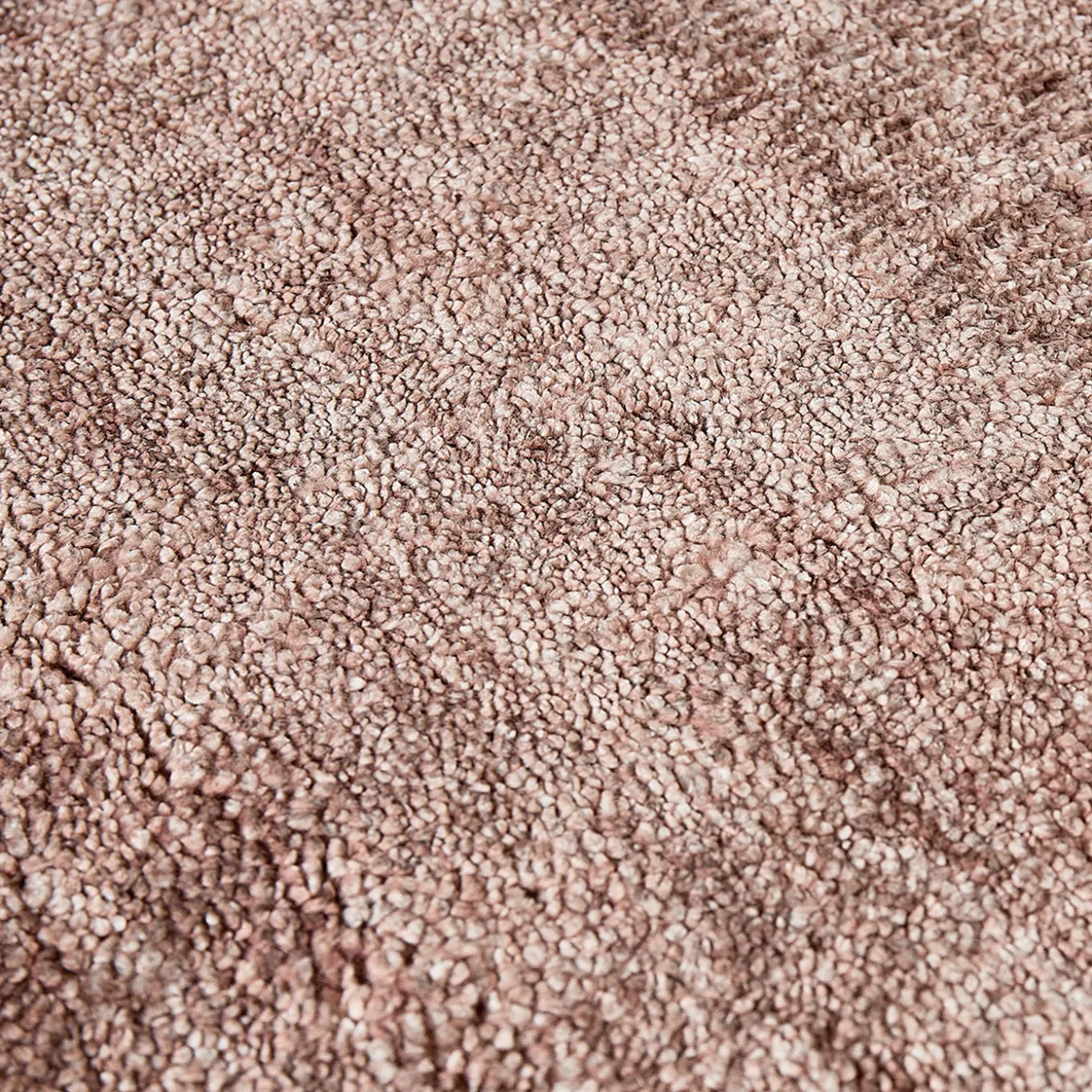 Tappeto Pure Powder in seta di bambù rosa