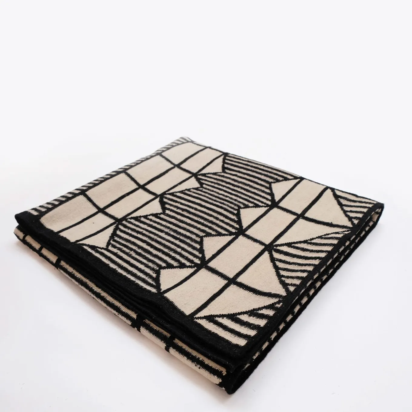 Tappeto regolare Doodle Hatch Kilim