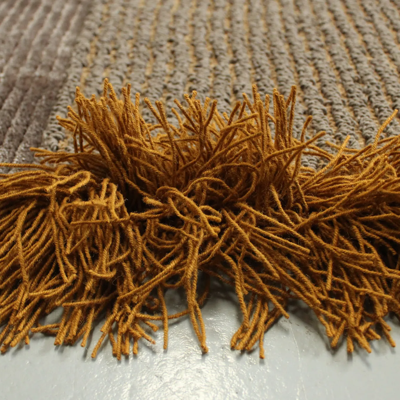 Tappeto Selce #5 Dolomite Greige di Studio Salaris