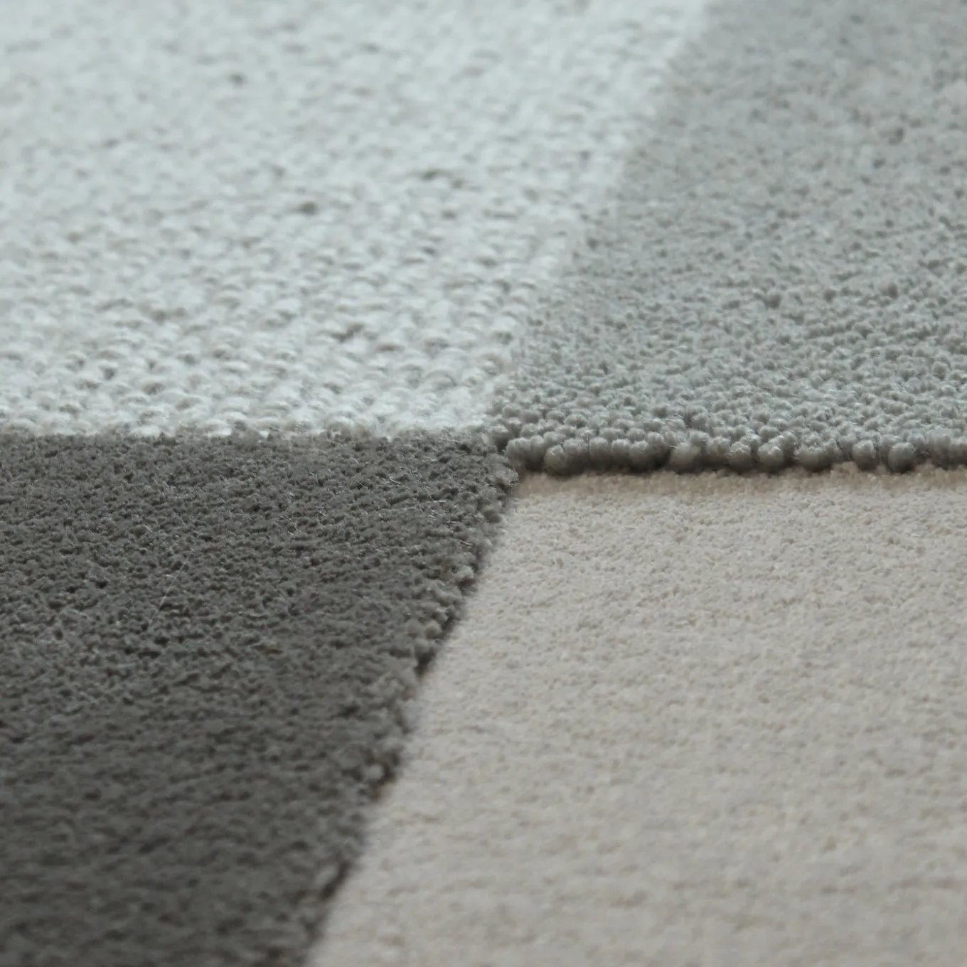 Tappeto Selce #3 grigio pirite di Studio Salaris