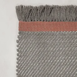 Tappeto Sesamo Taupe in PET riciclato In&Outdoor di Carlotta Fortuna #2