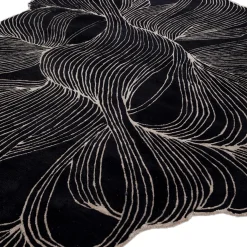 Tappeto Velvety Vortex Ebony & Antique White trapuntato a mano