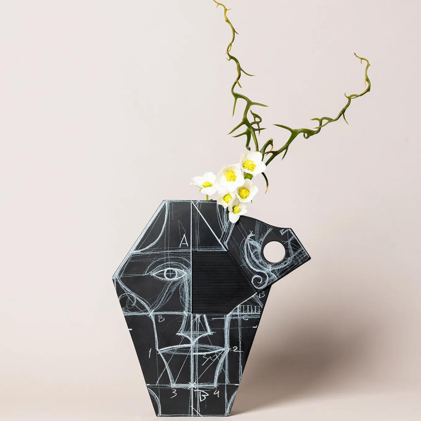 Ulisse Vaso Decorativo di Mimmo Paladino