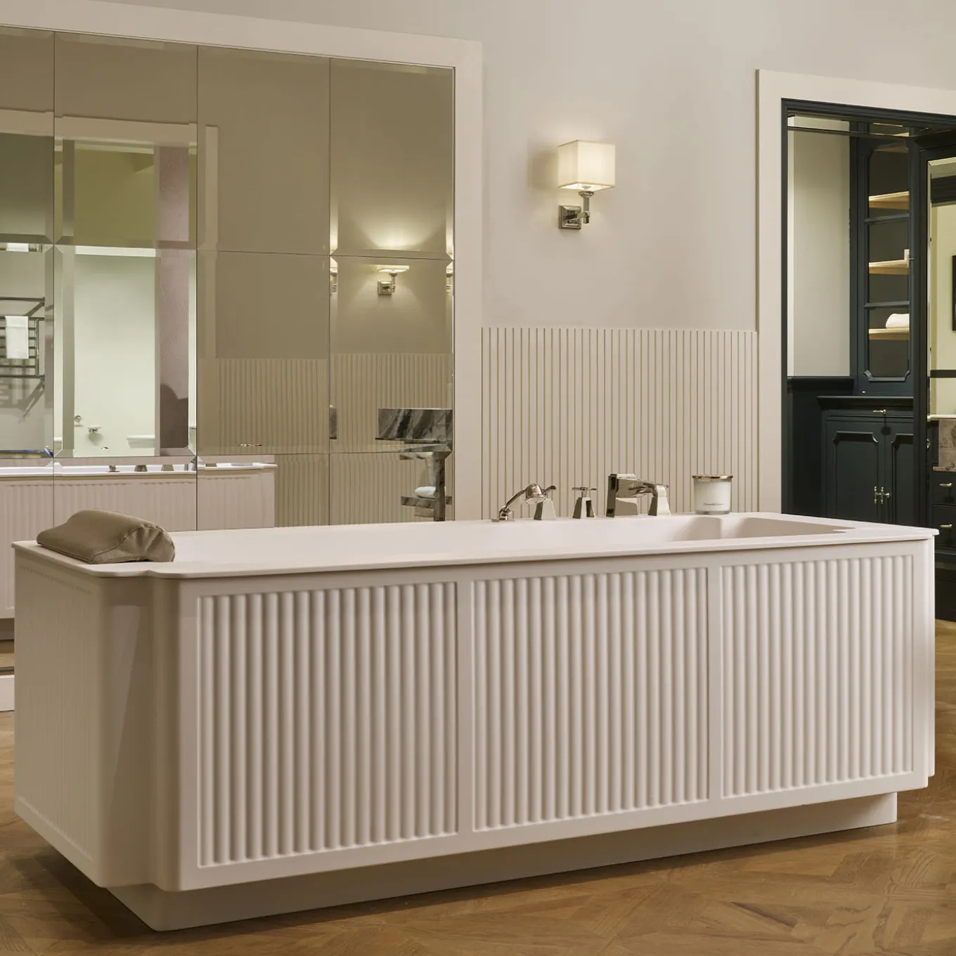 Vasca The Thirties in White Tec Plus