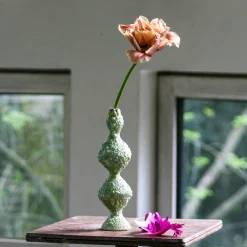 Vaso a bocciolo verde strutturato Reginetta