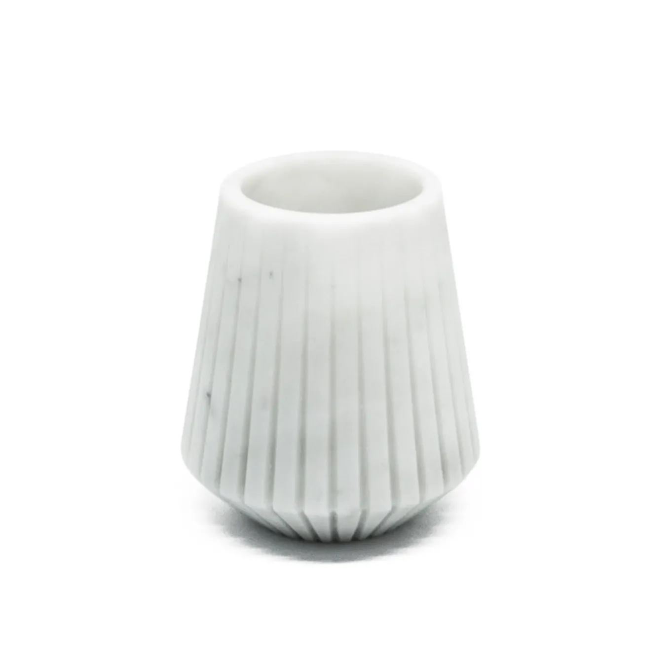 Vaso basso in marmo bianco di Carrara di Jacopo Simonetti