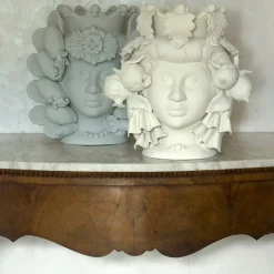 Vaso con testa di trinakrie