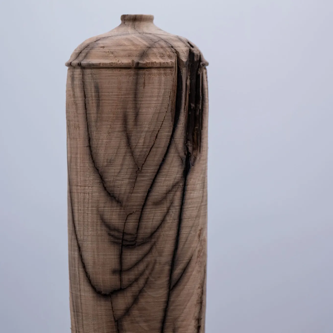 Vaso decorativo in legno