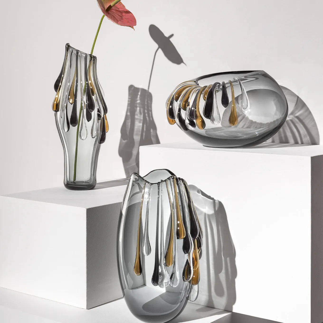 Vaso decorativo Like an Egg ovale in vetro grigio