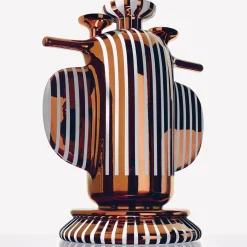 Vaso Duck Elephant in ceramica bianca satinata con dettagli in rame di Jaime Hayon