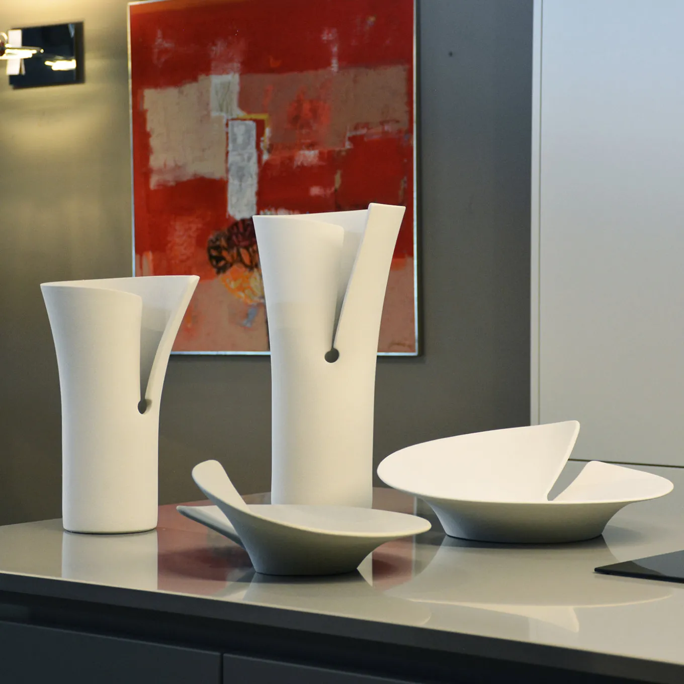 Vaso e centrotavola in ceramica bianca Elica