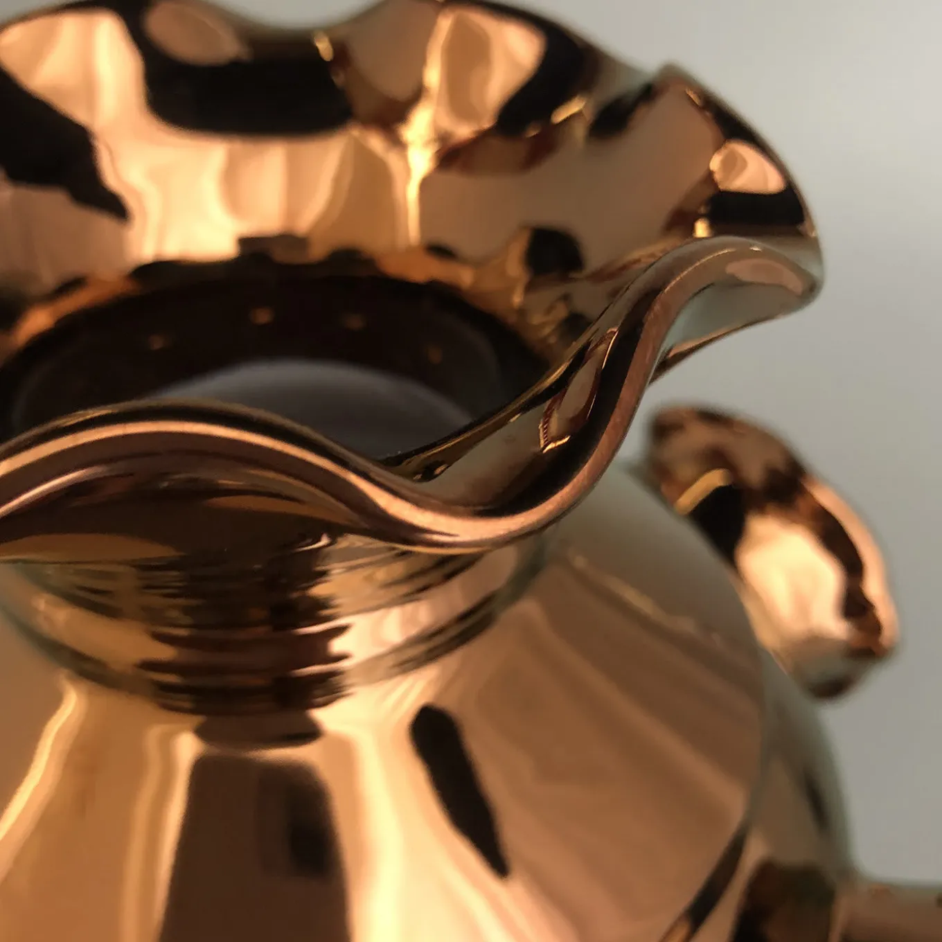 Vaso in bronzo Diciannove Bocche