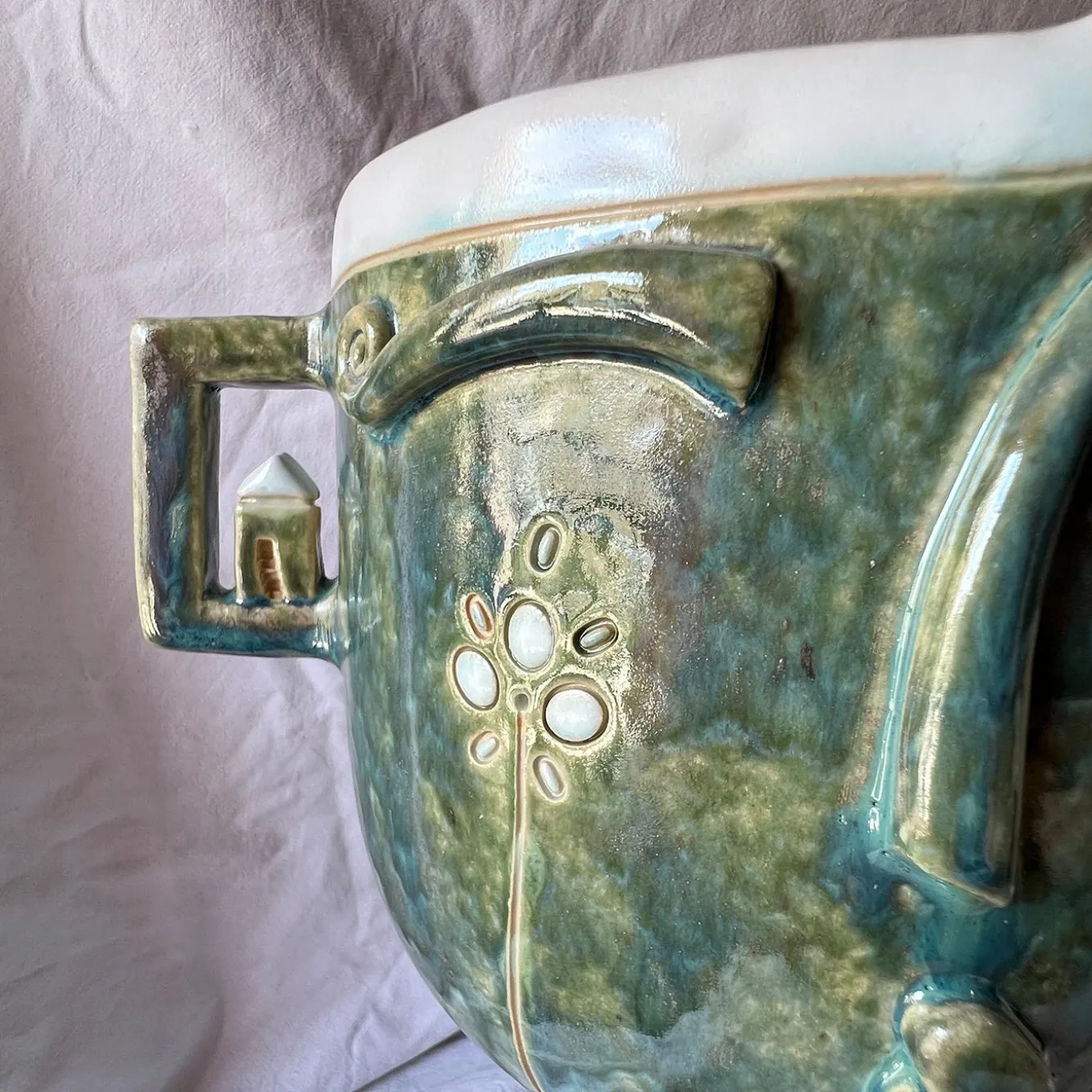 Vaso Kora Fiorita in Ceramica Verde della Collezione Emozionale