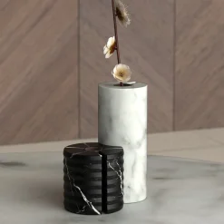 Vaso Loto a stelo singolo di Carrara