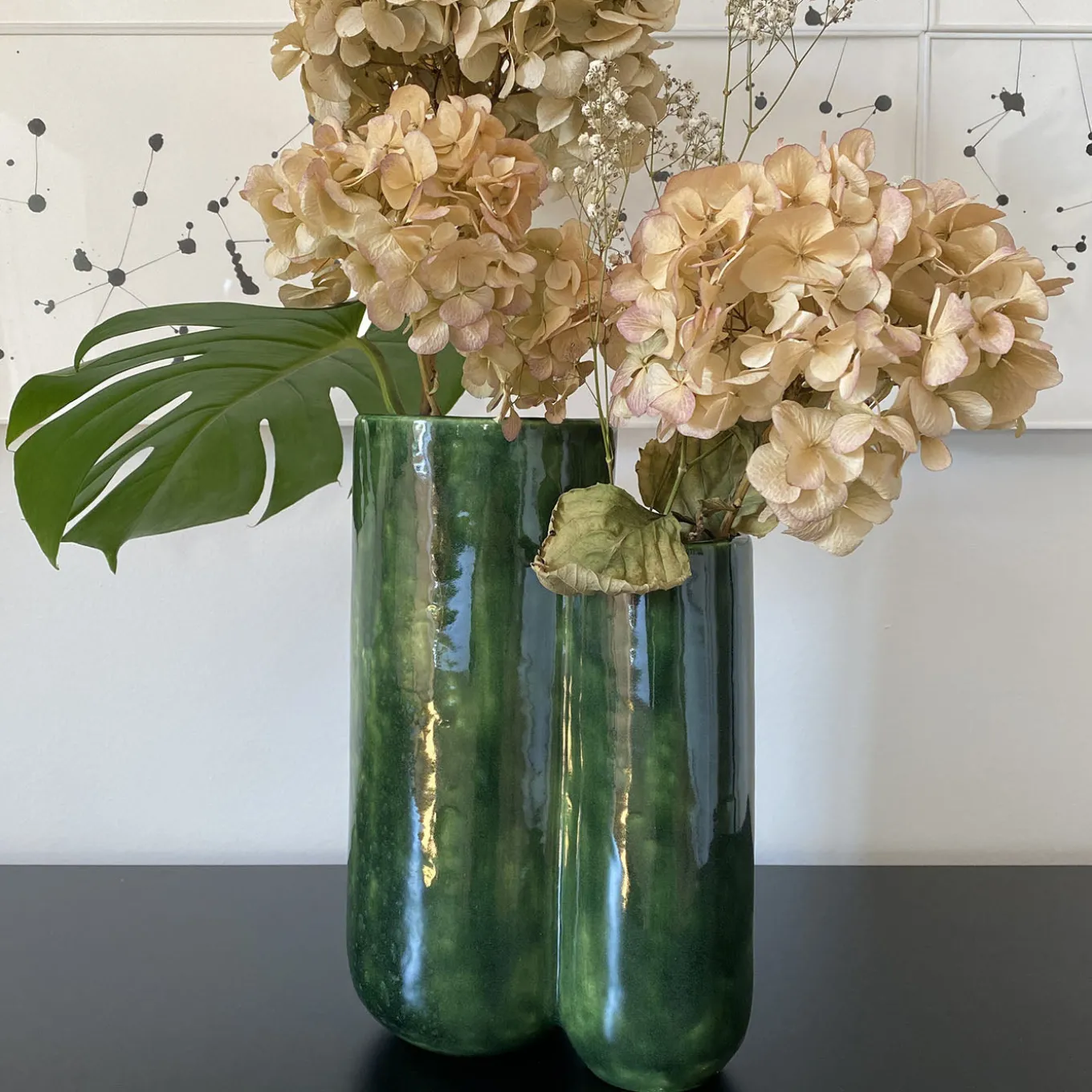 Vaso MattiaMatteo Foglia in ceramica smaltata verde lucido
