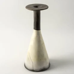 Vaso Misia Naked in ceramica raku di Nino Basso