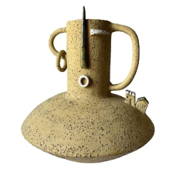 Vaso Origine Archetipa Abitata in Ceramica della Collezione Emozionale