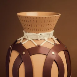 Vaso scultoreo in ceramica Golden Harvest per Borbonese by Sara Ricciardi