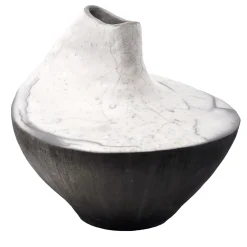 Vaso scultura Carlotta di Nino Basso